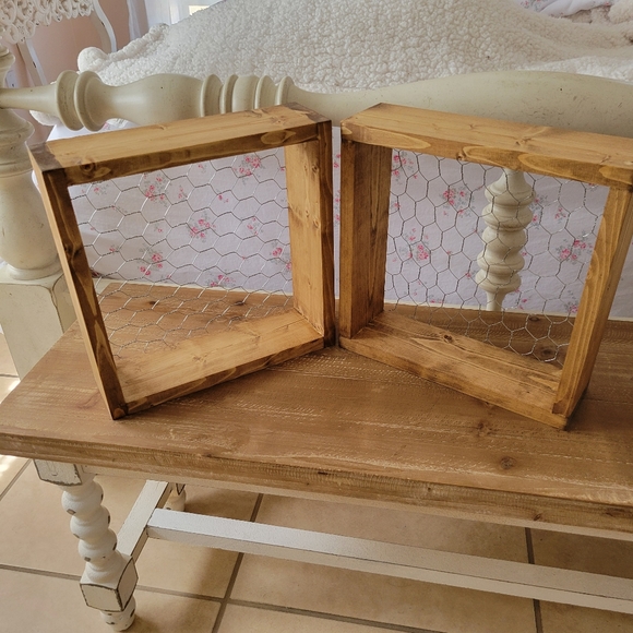 Handmade Farmhouse Chicken Wire Hanging Shadow Boxes 12x12 (Pair) - Picture 5 of 5